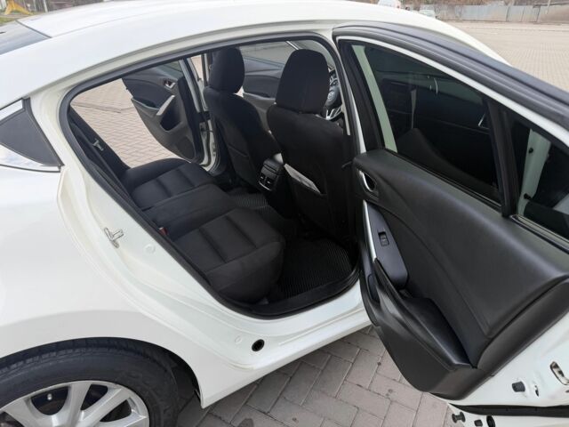 Білий Мазда 6, об'ємом двигуна 2.5 л та пробігом 118 тис. км за 12999 $, фото 13 на Automoto.ua