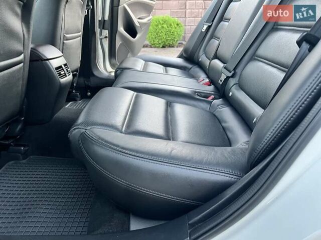 Белый Мазда 6, объемом двигателя 2.49 л и пробегом 130 тыс. км за 15997 $, фото 61 на Automoto.ua