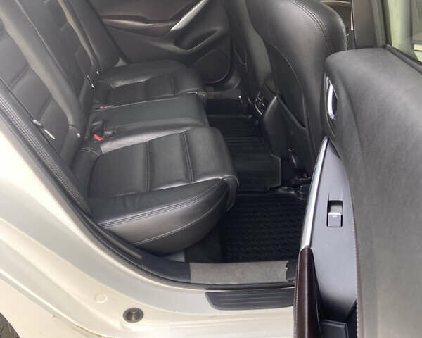 Білий Мазда 6, об'ємом двигуна 2.19 л та пробігом 143 тис. км за 12900 $, фото 26 на Automoto.ua