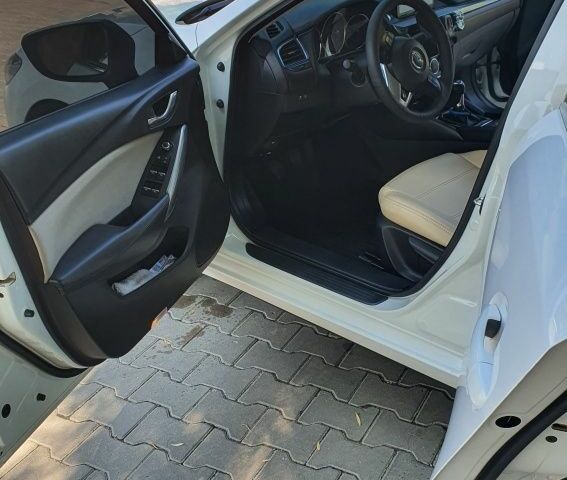 Белый Мазда 6, объемом двигателя 2.5 л и пробегом 78 тыс. км за 12500 $, фото 11 на Automoto.ua