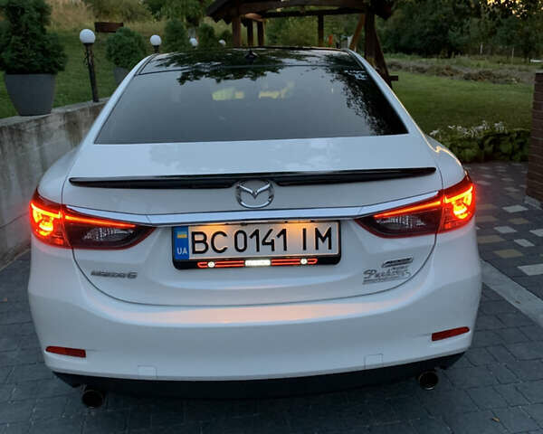 Белый Мазда 6, объемом двигателя 2.49 л и пробегом 107 тыс. км за 11700 $, фото 8 на Automoto.ua