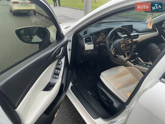 Білий Мазда 6, об'ємом двигуна 2.5 л та пробігом 171 тис. км за 15800 $, фото 17 на Automoto.ua