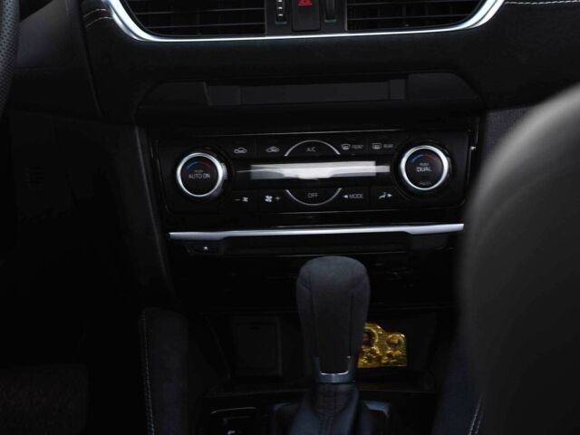 Білий Мазда 6, об'ємом двигуна 2.5 л та пробігом 217 тис. км за 13900 $, фото 20 на Automoto.ua