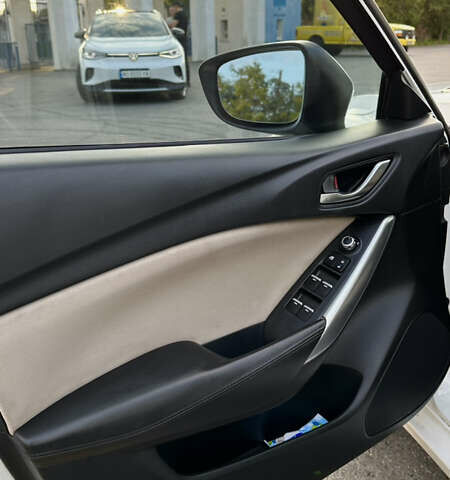 Белый Мазда 6, объемом двигателя 2.49 л и пробегом 248 тыс. км за 11300 $, фото 10 на Automoto.ua