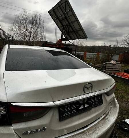 Белый Мазда 6, объемом двигателя 2.49 л и пробегом 185 тыс. км за 6000 $, фото 18 на Automoto.ua