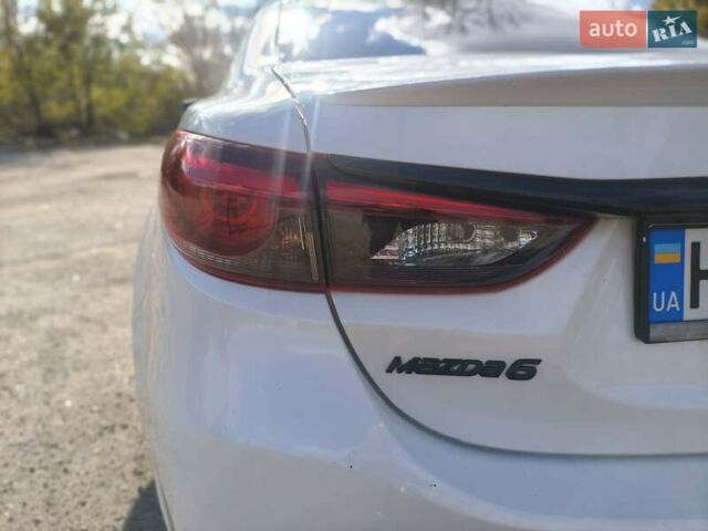 Белый Мазда 6, объемом двигателя 2.5 л и пробегом 162 тыс. км за 12300 $, фото 2 на Automoto.ua