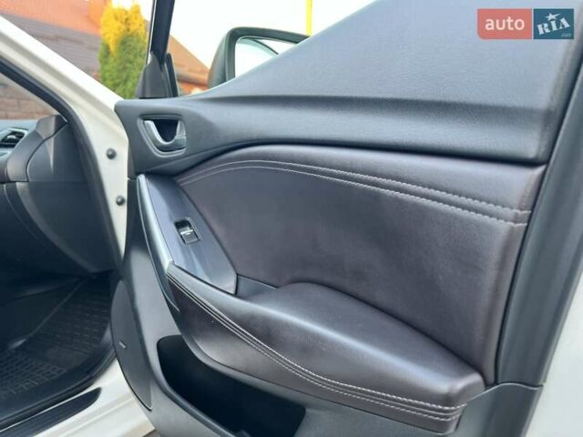 Белый Мазда 6, объемом двигателя 2.49 л и пробегом 130 тыс. км за 15997 $, фото 68 на Automoto.ua