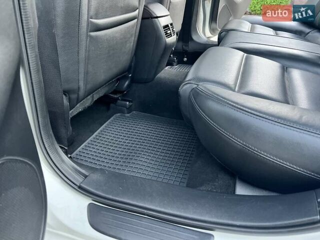 Белый Мазда 6, объемом двигателя 2.49 л и пробегом 130 тыс. км за 15997 $, фото 62 на Automoto.ua