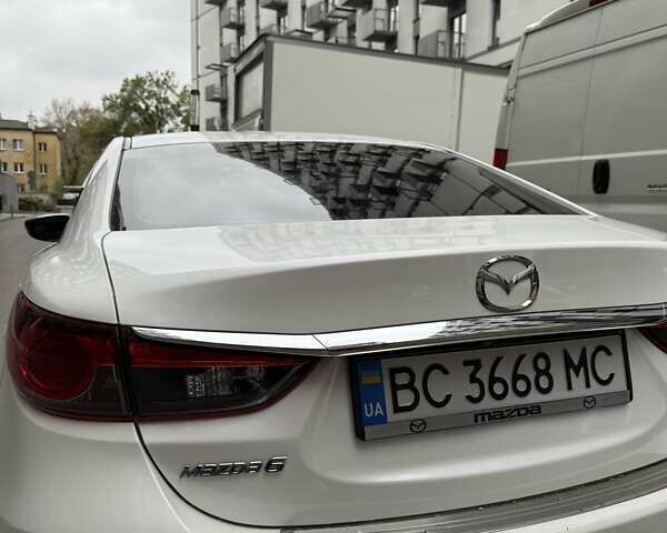 Белый Мазда 6, объемом двигателя 2.49 л и пробегом 244 тыс. км за 13300 $, фото 9 на Automoto.ua
