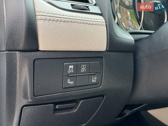 Мазда 6 2015 у Умани на Automoto.ua Білий Мазда 6, об'ємом двигуна 2.5 л та пробігом 170 тис. км за 13500 $, фото 10 на Automoto.ua