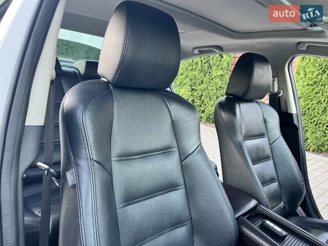 Белый Мазда 6, объемом двигателя 2.49 л и пробегом 130 тыс. км за 15997 $, фото 73 на Automoto.ua