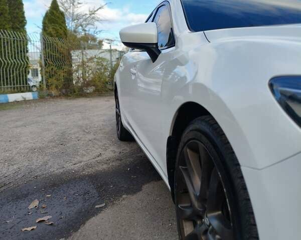 Белый Мазда 6, объемом двигателя 2.5 л и пробегом 162 тыс. км за 12300 $, фото 14 на Automoto.ua