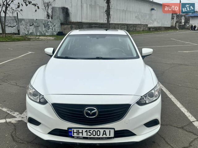 Белый Мазда 6, объемом двигателя 2.5 л и пробегом 142 тыс. км за 13000 $, фото 1 на Automoto.ua