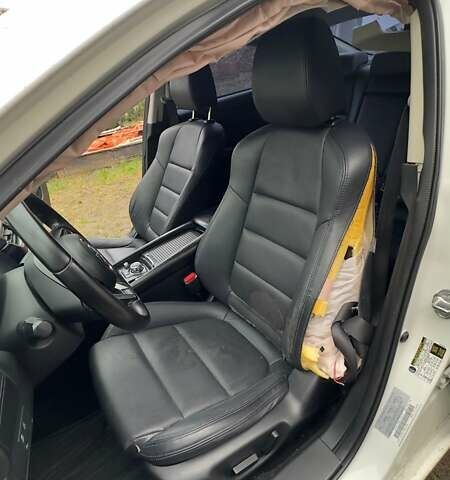 Белый Мазда 6, объемом двигателя 2.49 л и пробегом 185 тыс. км за 6000 $, фото 25 на Automoto.ua