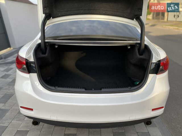 Білий Мазда 6, об'ємом двигуна 2.49 л та пробігом 206 тис. км за 13600 $, фото 8 на Automoto.ua