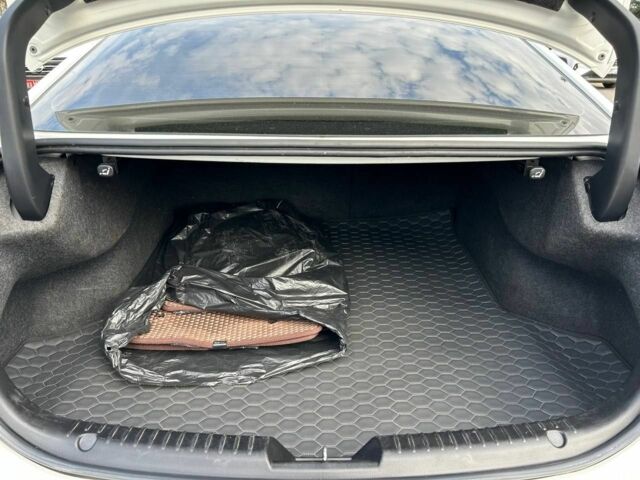 Білий Мазда 6, об'ємом двигуна 2.5 л та пробігом 230 тис. км за 13700 $, фото 20 на Automoto.ua