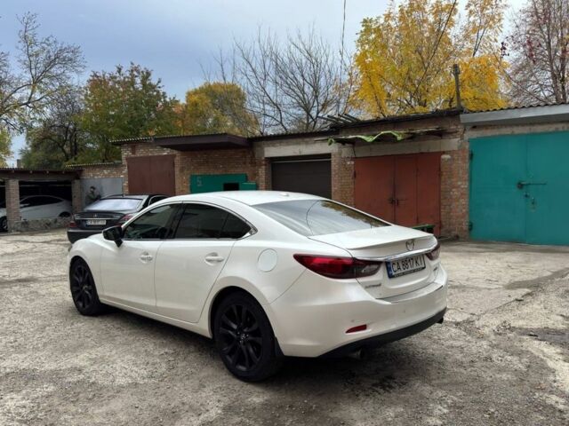 Мазда 6 2015 у Умани на Automoto.ua Білий Мазда 6, об'ємом двигуна 2.5 л та пробігом 170 тис. км за 13300 $, фото 3 на Automoto.ua