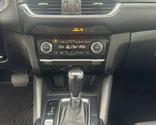 Белый Мазда 6, объемом двигателя 2.5 л и пробегом 142 тыс. км за 13000 $, фото 17 на Automoto.ua