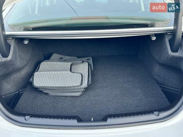 Белый Мазда 6, объемом двигателя 2.49 л и пробегом 130 тыс. км за 15997 $, фото 83 на Automoto.ua