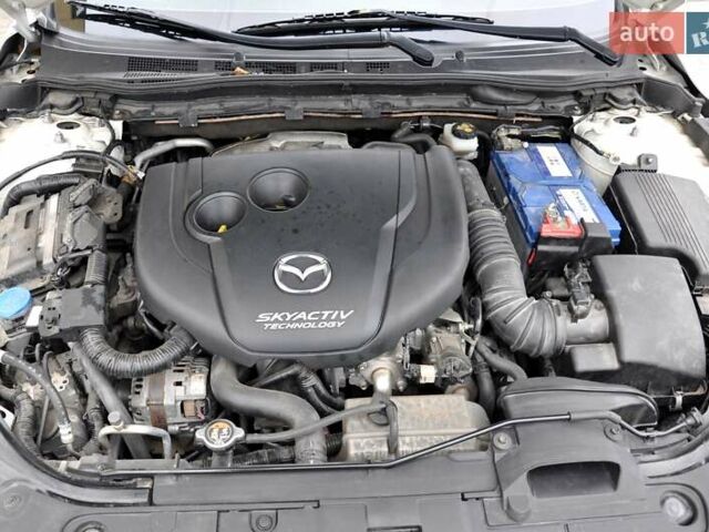 Білий Мазда 6, об'ємом двигуна 2.19 л та пробігом 117 тис. км за 11999 $, фото 38 на Automoto.ua