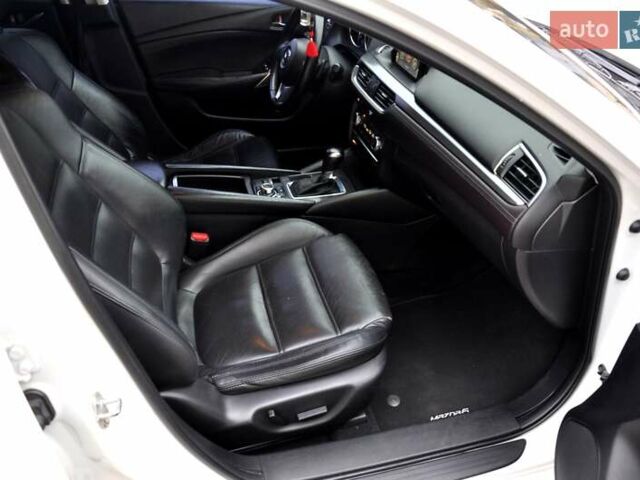 Білий Мазда 6, об'ємом двигуна 2.19 л та пробігом 117 тис. км за 11999 $, фото 27 на Automoto.ua