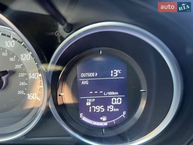 Білий Мазда 6, об'ємом двигуна 2.5 л та пробігом 179 тис. км за 10500 $, фото 10 на Automoto.ua