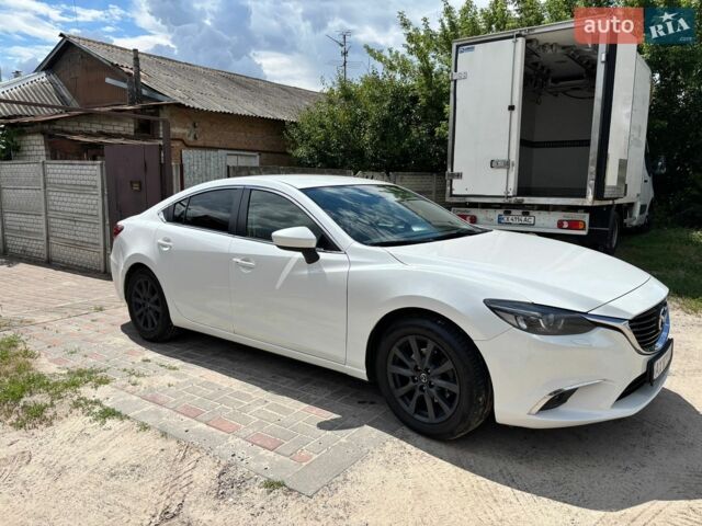 Білий Мазда 6, об'ємом двигуна 2.19 л та пробігом 210 тис. км за 12999 $, фото 2 на Automoto.ua
