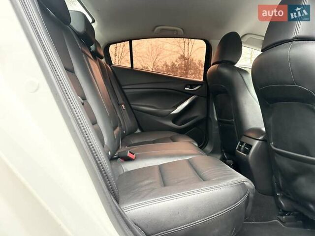 Білий Мазда 6, об'ємом двигуна 2.5 л та пробігом 133 тис. км за 13700 $, фото 72 на Automoto.ua