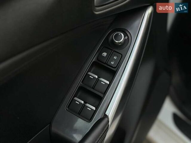 Білий Мазда 6, об'ємом двигуна 2.49 л та пробігом 187 тис. км за 14500 $, фото 18 на Automoto.ua