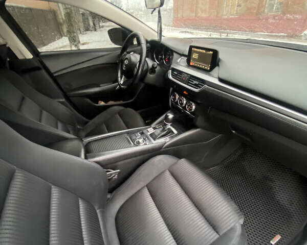 Белый Мазда 6, объемом двигателя 2.49 л и пробегом 203 тыс. км за 12300 $, фото 8 на Automoto.ua