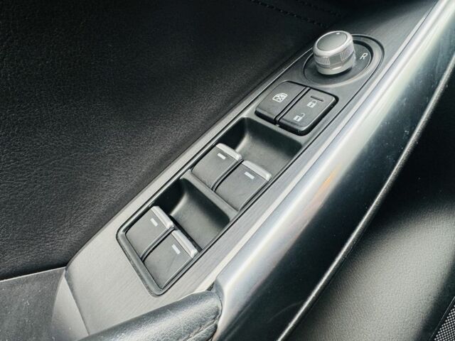 Белый Мазда 6, объемом двигателя 2.5 л и пробегом 186 тыс. км за 7300 $, фото 16 на Automoto.ua