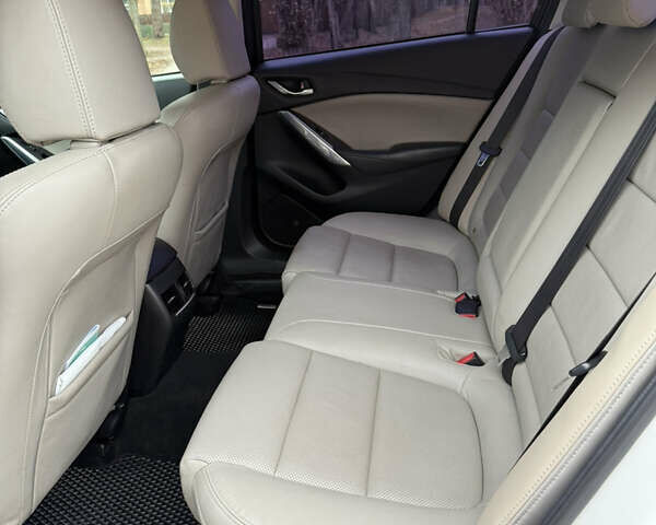 Белый Мазда 6, объемом двигателя 2.49 л и пробегом 146 тыс. км за 13400 $, фото 32 на Automoto.ua