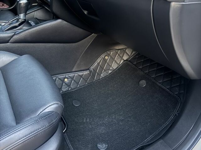 Білий Мазда 6, об'ємом двигуна 0 л та пробігом 187 тис. км за 15000 $, фото 17 на Automoto.ua