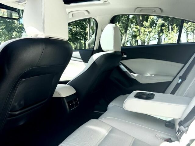 Белый Мазда 6, объемом двигателя 2.5 л и пробегом 78 тыс. км за 16500 $, фото 21 на Automoto.ua