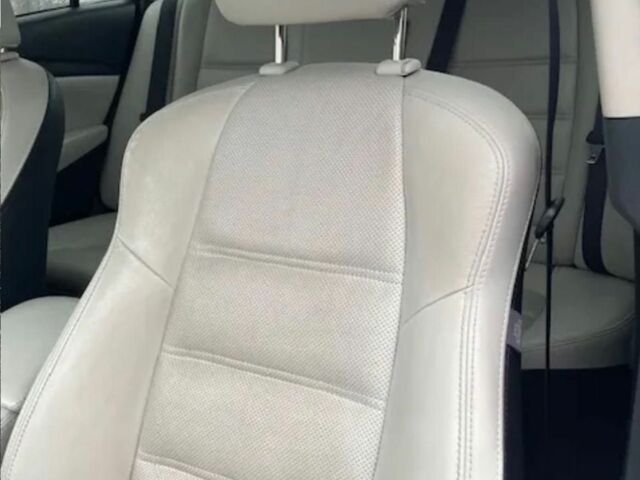 Белый Мазда 6, объемом двигателя 2 л и пробегом 78 тыс. км за 8000 $, фото 10 на Automoto.ua