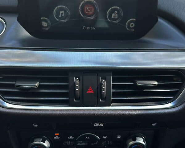 Белый Мазда 6, объемом двигателя 2.19 л и пробегом 146 тыс. км за 15000 $, фото 11 на Automoto.ua