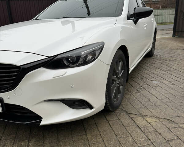 Белый Мазда 6, объемом двигателя 2.45 л и пробегом 184 тыс. км за 17500 $, фото 3 на Automoto.ua