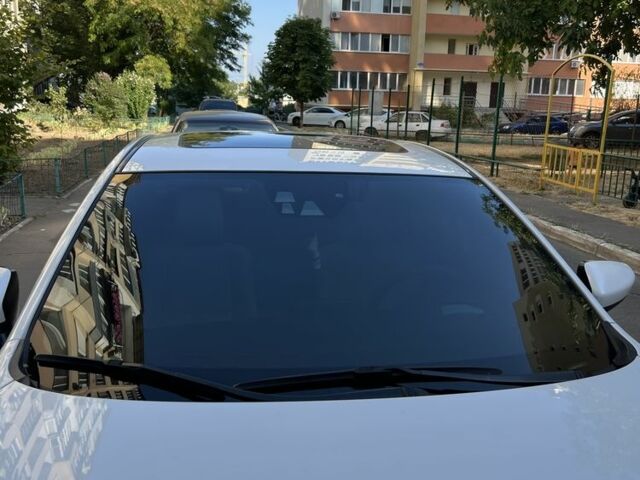 Білий Мазда 6, об'ємом двигуна 2.5 л та пробігом 165 тис. км за 14000 $, фото 3 на Automoto.ua