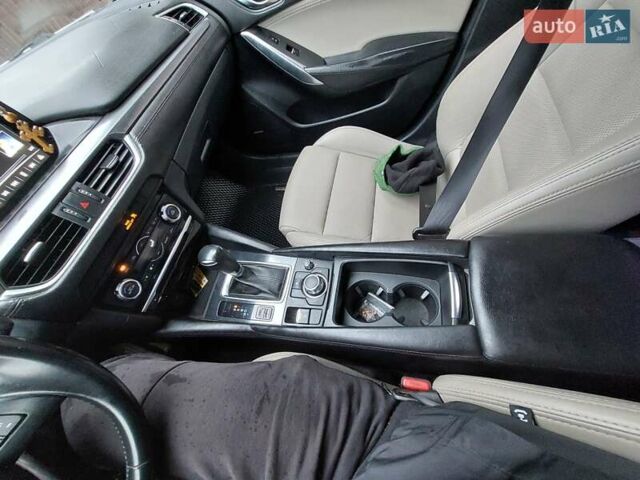 Белый Мазда 6, объемом двигателя 2.49 л и пробегом 145 тыс. км за 12000 $, фото 6 на Automoto.ua