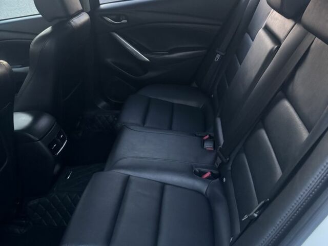 Білий Мазда 6, об'ємом двигуна 0 л та пробігом 187 тис. км за 15000 $, фото 18 на Automoto.ua