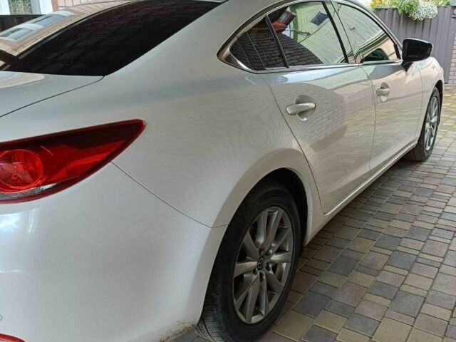 Белый Мазда 6, объемом двигателя 2.5 л и пробегом 120 тыс. км за 13950 $, фото 1 на Automoto.ua