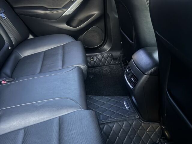 Білий Мазда 6, об'ємом двигуна 0 л та пробігом 187 тис. км за 15000 $, фото 13 на Automoto.ua