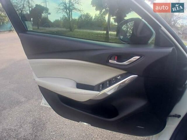 Белый Мазда 6, объемом двигателя 2.49 л и пробегом 124 тыс. км за 15500 $, фото 5 на Automoto.ua
