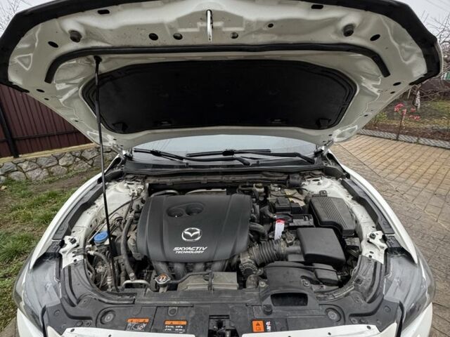 Белый Мазда 6, объемом двигателя 2.4 л и пробегом 184 тыс. км за 17500 $, фото 7 на Automoto.ua