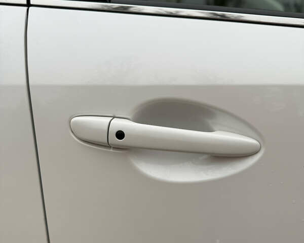 Белый Мазда 6, объемом двигателя 2.49 л и пробегом 146 тыс. км за 13400 $, фото 39 на Automoto.ua