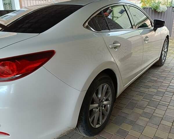 Мазда 6 2016 у Коростышеве на Automoto.ua Білий Мазда 6, об'ємом двигуна 2.5 л та пробігом 120 тис. км за 13950 $, фото 6 на Automoto.ua