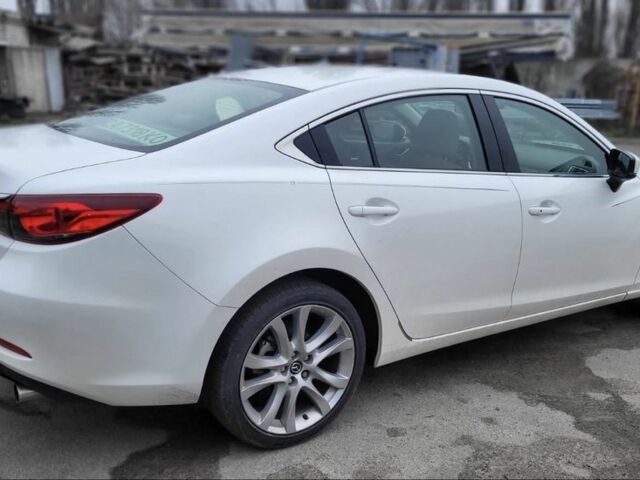 Білий Мазда 6, об'ємом двигуна 2.5 л та пробігом 73 тис. км за 12000 $, фото 6 на Automoto.ua