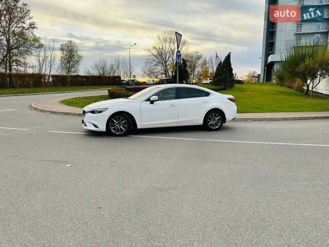 Белый Мазда 6, объемом двигателя 2.49 л и пробегом 103 тыс. км за 16999 $, фото 4 на Automoto.ua