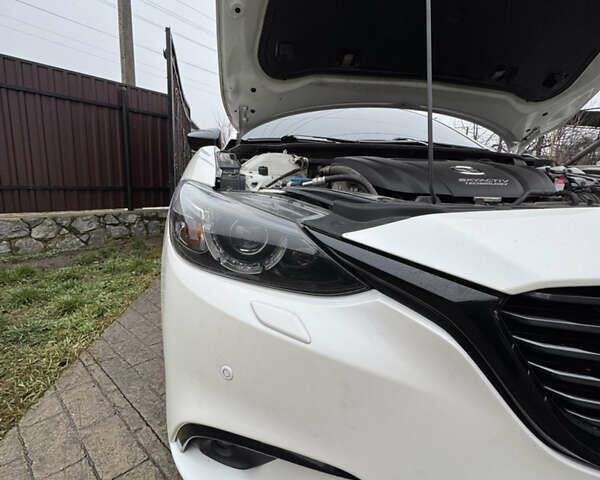 Белый Мазда 6, объемом двигателя 2.45 л и пробегом 184 тыс. км за 17500 $, фото 36 на Automoto.ua