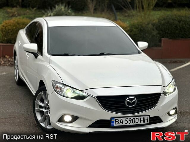 Белый Мазда 6, объемом двигателя 2.5 л и пробегом 140 тыс. км за 13399 $, фото 2 на Automoto.ua